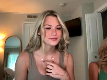 stella_rose20's chat room