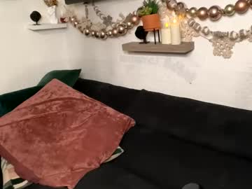 cumguzzlingskank's chat room