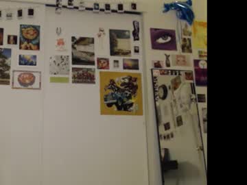 cypresskneez's chat room