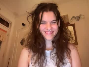 sky_lounge's chat room