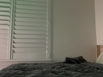 ella_hill's chat room