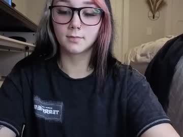 iveyjade33's chat room