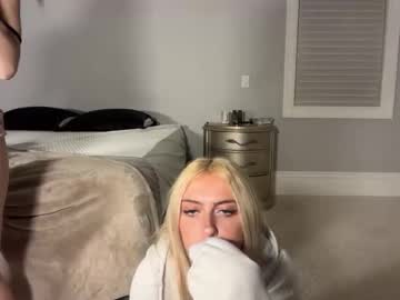 chloeros3e's chat room