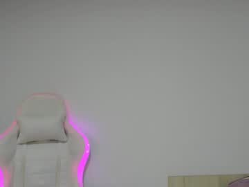 adventurina's chat room