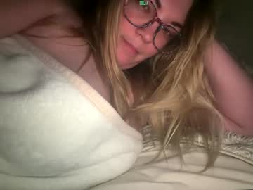 x_dreamgirl_x's chat room