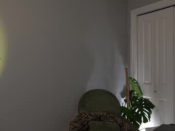 littlemiss_kira's chat room