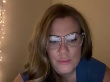 valeriexo21's chat room