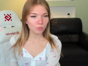 michafox's chat room