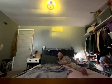 daddy88111's chat room