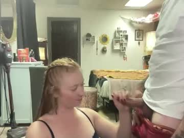 emberlynnerae's chat room