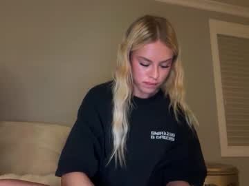 kenziesmithh's chat room