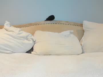 eatmygingersnapps's chat room