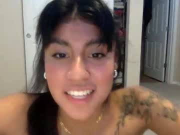 pretty_girl828687's chat room