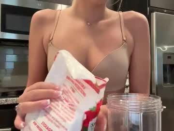 luvaimee's chat room