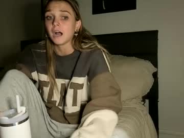 scarletterose_504259's chat room