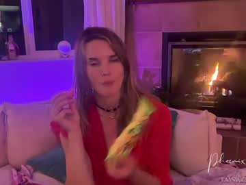 phoenix_taylor's chat room