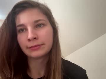 deepthroatqueen33's chat room