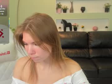 michafox's chat room