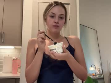 luvaimee's chat room