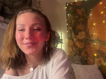 abbienextdoor's chat room