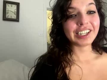 straightoutthetrailer's chat room