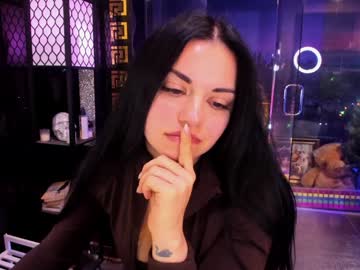 alma_pearl's chat room