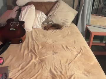 kaileeshy's chat room