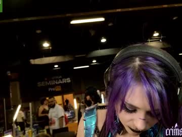 crimsonkitten's chat room