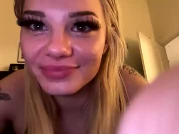 britneycherry08's chat room