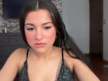 minahoneyy38's chat room