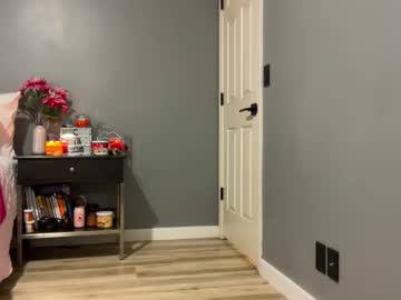 iheartcassie2844's chat room