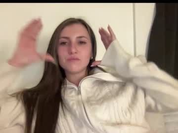 laylahlaylah1's chat room