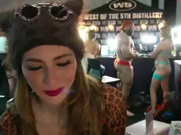 peacheekitty's chat room