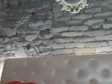 vixvixenn's chat room