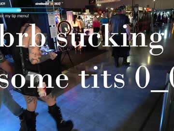 vivid_whit's chat room