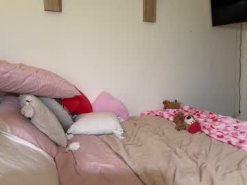 cami_calderon's chat room