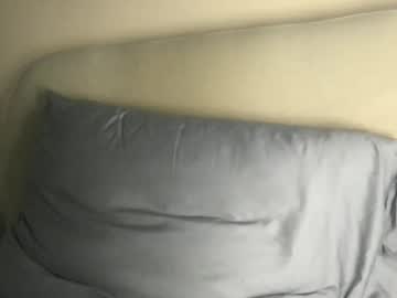 yiddikitti's chat room