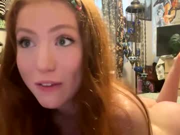 redgingersnapz's chat room