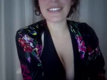 freckledeer's chat room