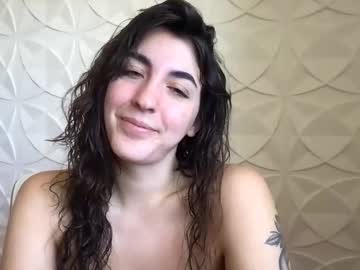 strawberripulp's chat room