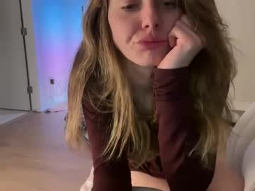 peacheekitty's chat room