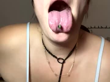 bigoltittycomittee's chat room