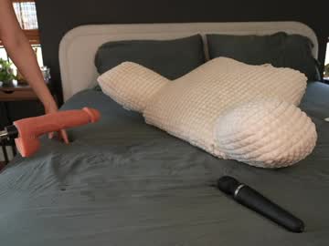 livanddrew's chat room