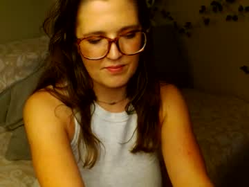 mindymounds's chat room