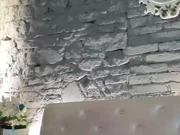 vixvixenn's chat room