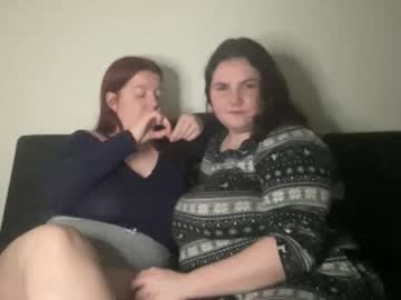 scarletttsinner's chat room