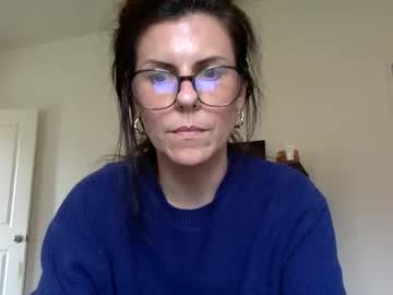 sweetriddance's chat room