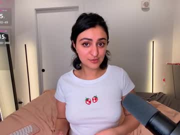 maevemads's chat room