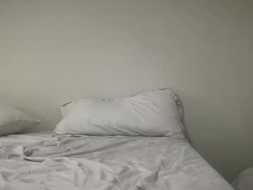 notsosweet21's chat room