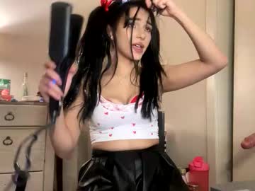 esoterickitten777's chat room